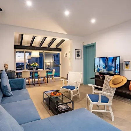 Villa Modern Renovated Faro I, Free Wi-fi Cala'N Bosch (Menorca)