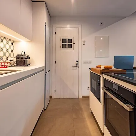 فيلة Modern Renovated Faro I, Free Wi-fi *