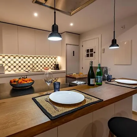 Modern Renovated Faro I, Free Wi-fi